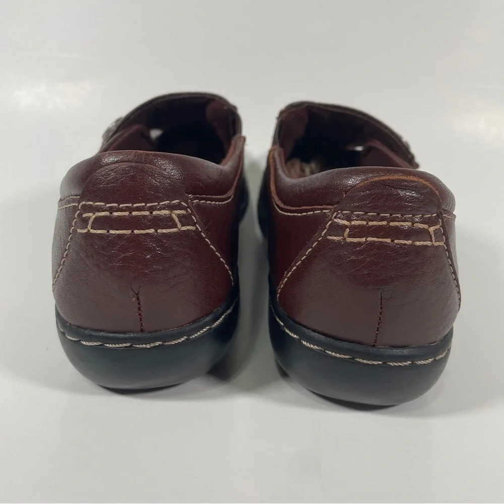 Clarks loafers, size 6.5W